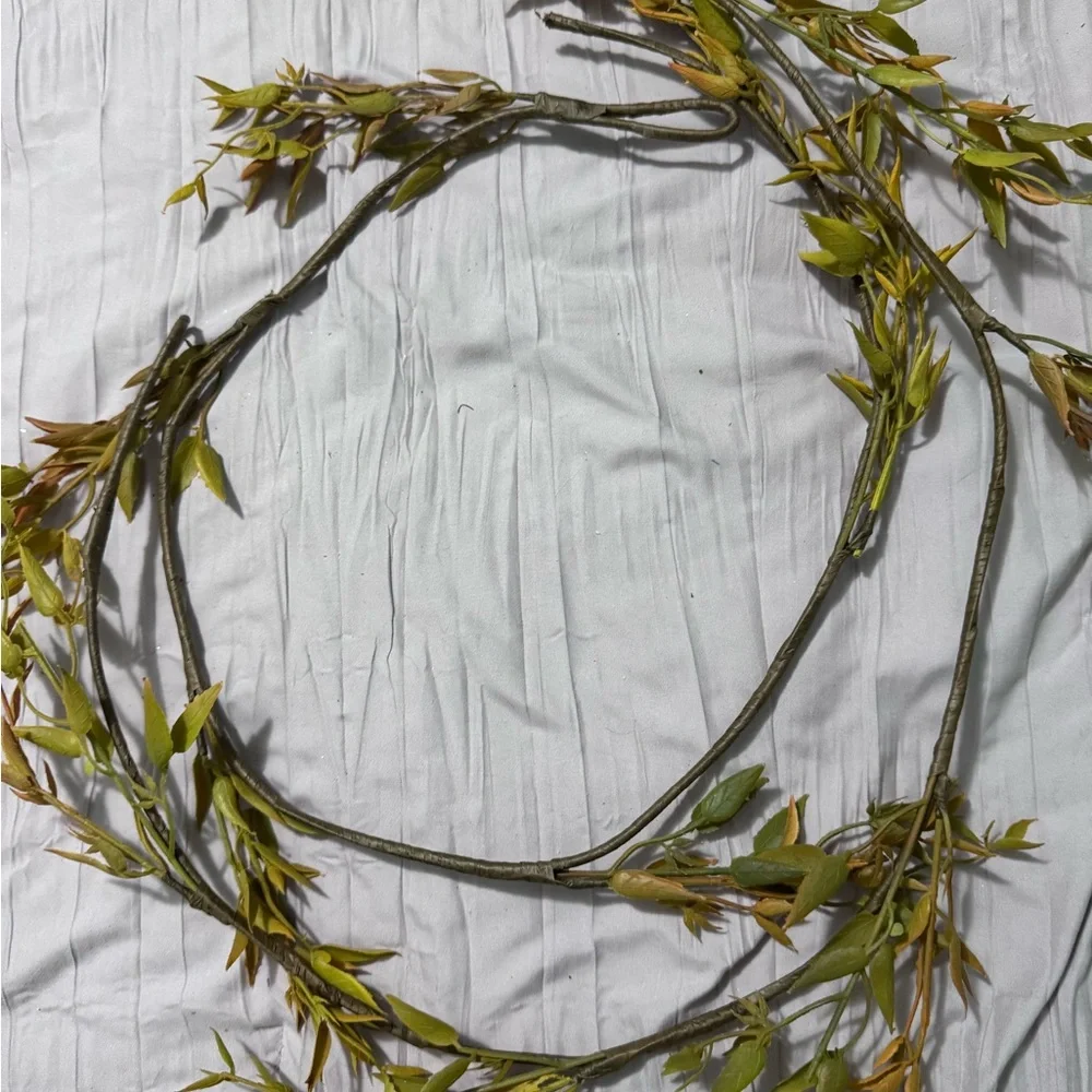 Artificial Greenery Garland 🍂